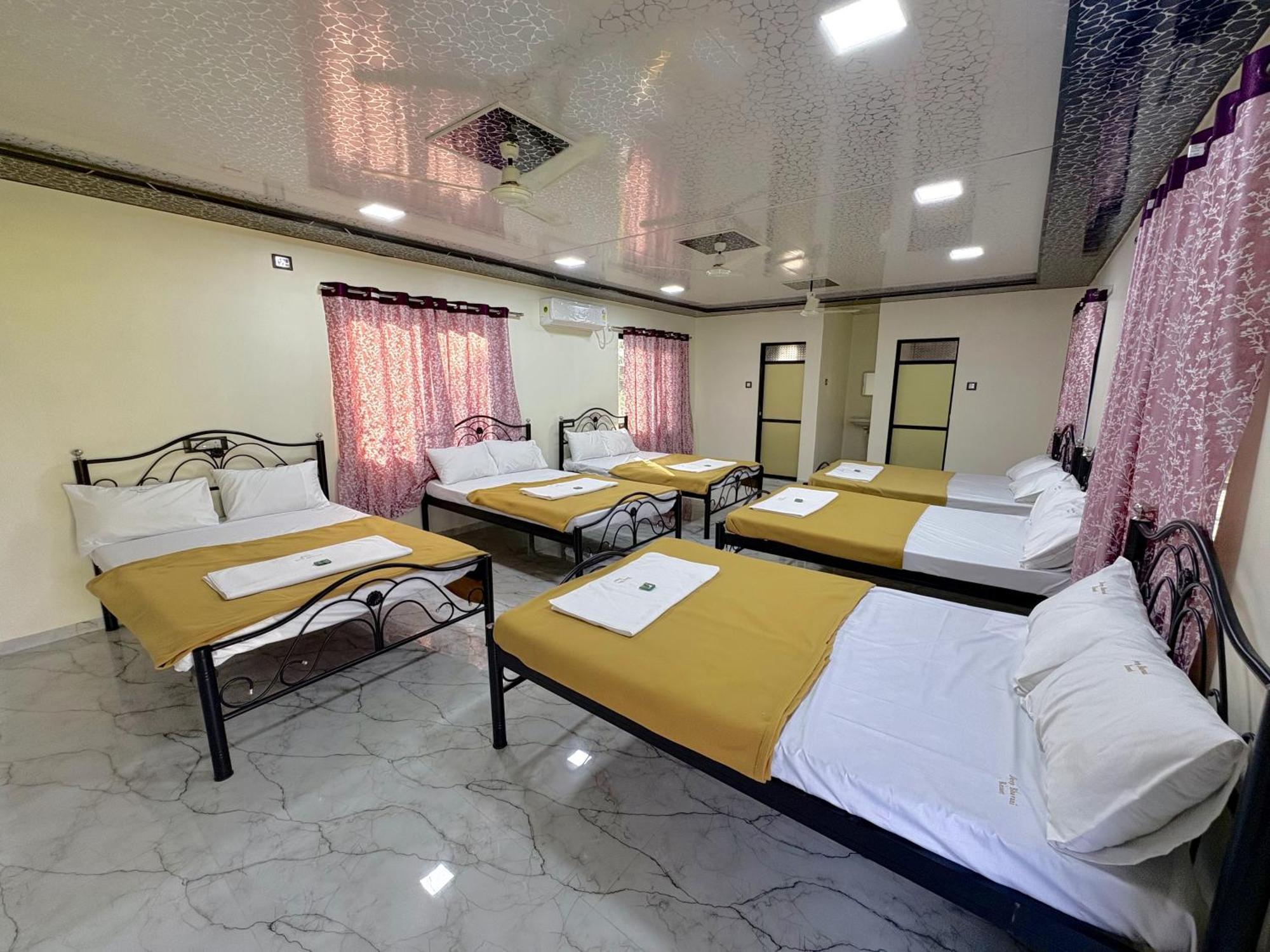 Deep Bhavani Resort Karjat Exteriér fotografie